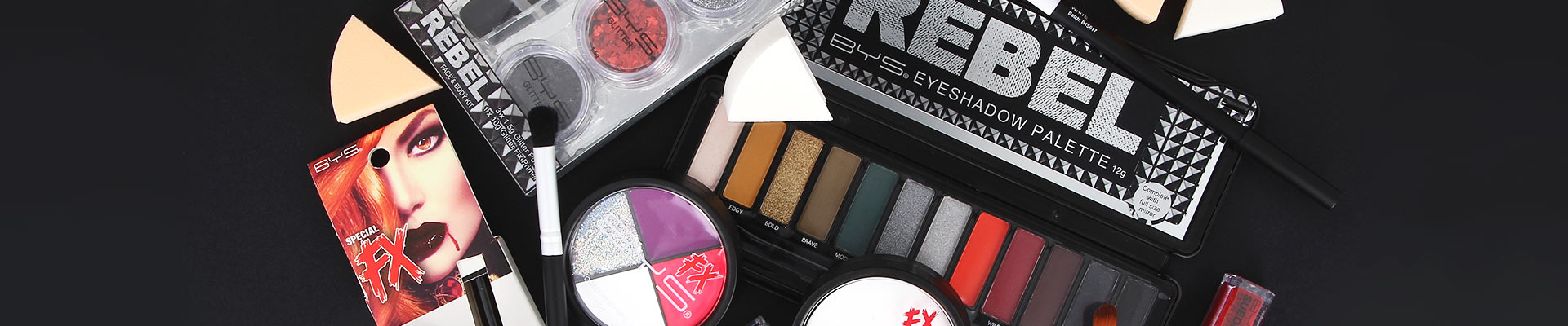 Maquillage Halloween : des looks maxi terrifiants à prix mini Maquillage Halloween : des looks maxi terrifiants à prix mini